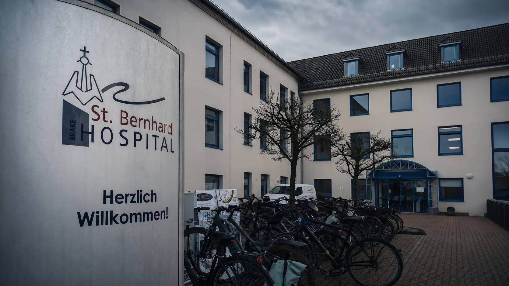 St. Bernhard Hospital in Brake